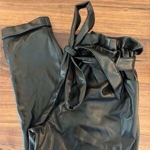 Faux leather cropped pants